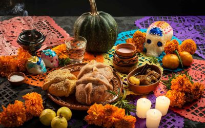 ¿Qué hacer con la comida de la ofrenda del Día De Muertos?