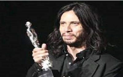 Desechaba restos que aterrorizaron al recolector de basura; se llevaron una sorpresa al conocer el origen de dichos restos espeluznantes.