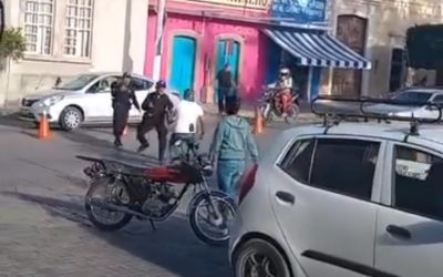 Se registra conato de riña entre policía de Zimapán y taxista