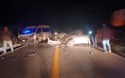 Varios lesionados deja accidente automovilístico en Zimapán