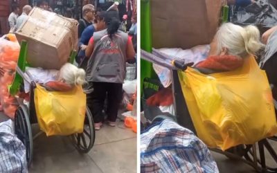 Utilizan a abuelita en silla de ruedas como diablito para cargar las compras navideñas. VIDEO.