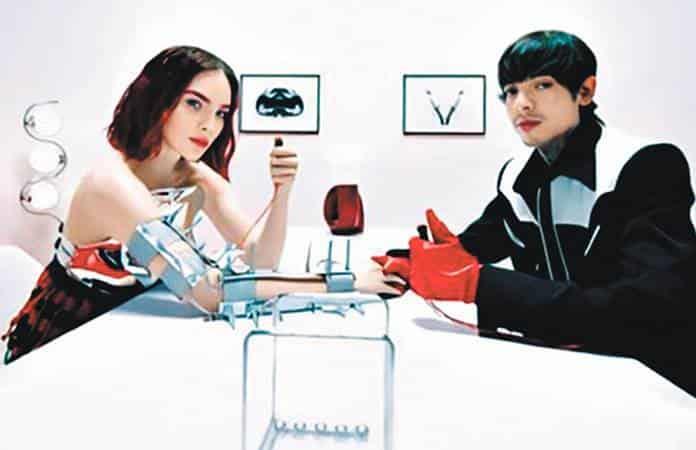 Compressed by jpeg-recompress