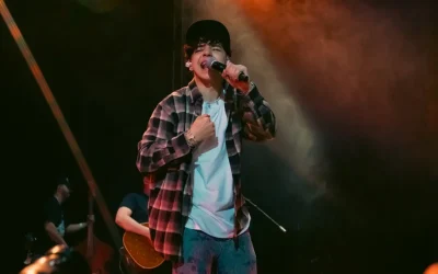 Xavi conquisto al publico mexicano en su primer concierto, de esta forma da inicio a su gira Poco a Poco Tour. VIDEO Concierto completo.