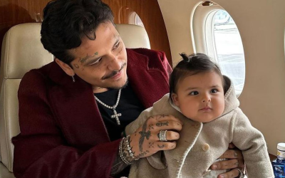 Nodal, responde a criticas «por dedicarle más tiempo» a su perro que a su hija Inti.