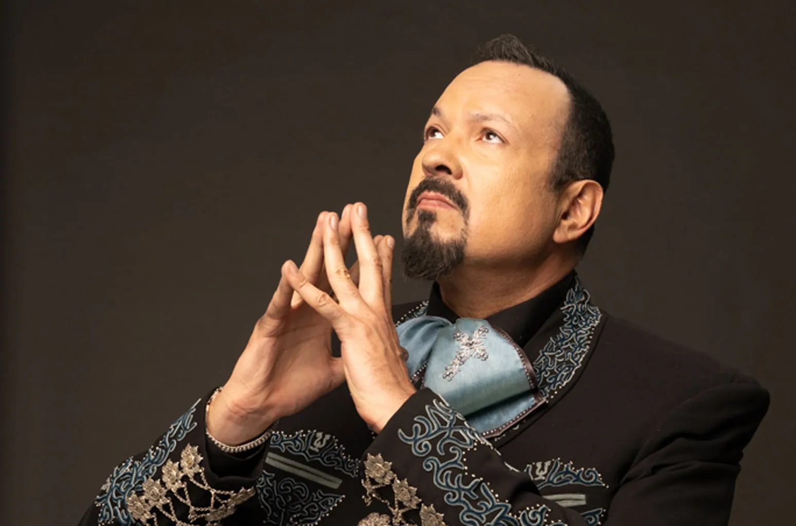 pepe aguilar nodal