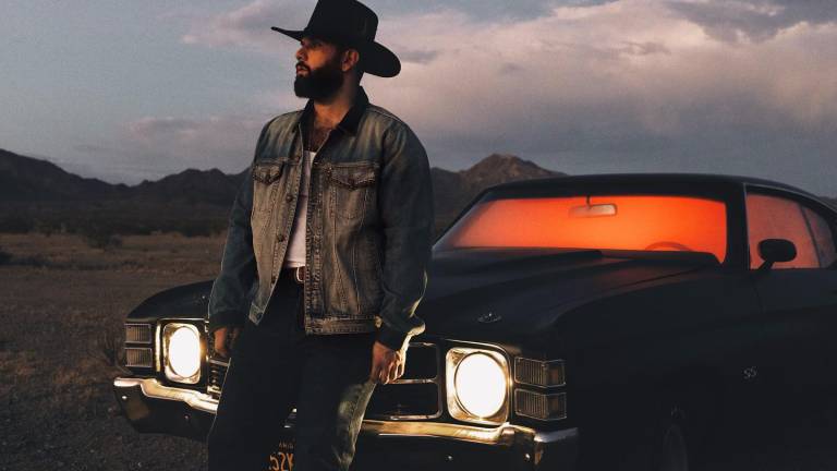 carin leon casi oficial