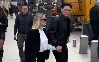 Peso Pluma es captado con su nueva novia en Paris