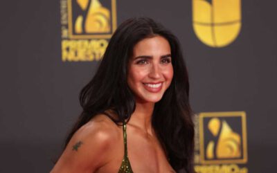 Bárbara de Regil se hace dos veces el mismo tatuaje: había olvidado que ya lo tenía.