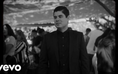 «Vivo» — Alfredo Olivas