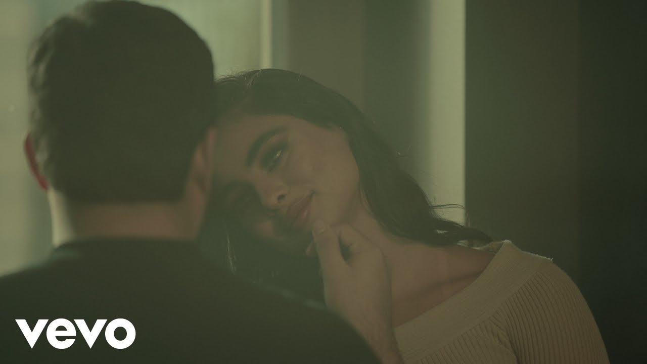 Me enamore solo Calibre 50 Video