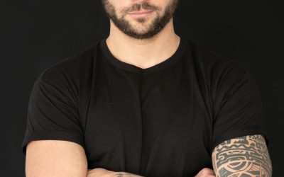 Nicola Porcella enfrenta las burlas y aclara cómo quedó su nariz