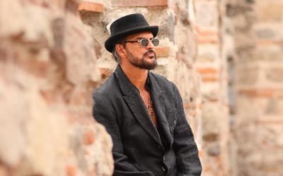 Ricardo Arjona sorprende con un auto a “Pocho”, el taxista mexicano que marcó su historia musical